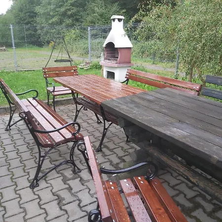 Mieszkanie z ogródkiem w Ustroniu Zewnętrze zdjęcie